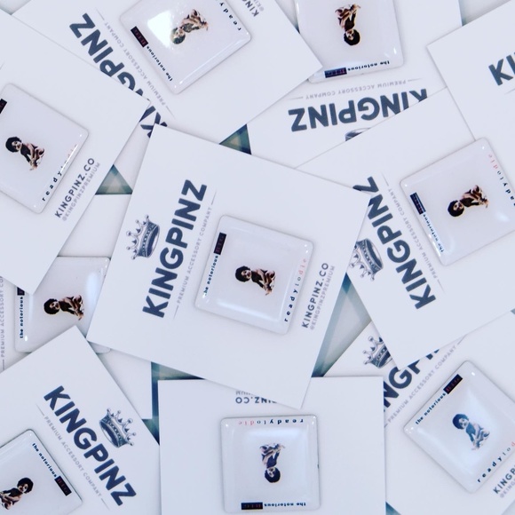 Ready To Die Lapel Pin - Picture 2 of 2